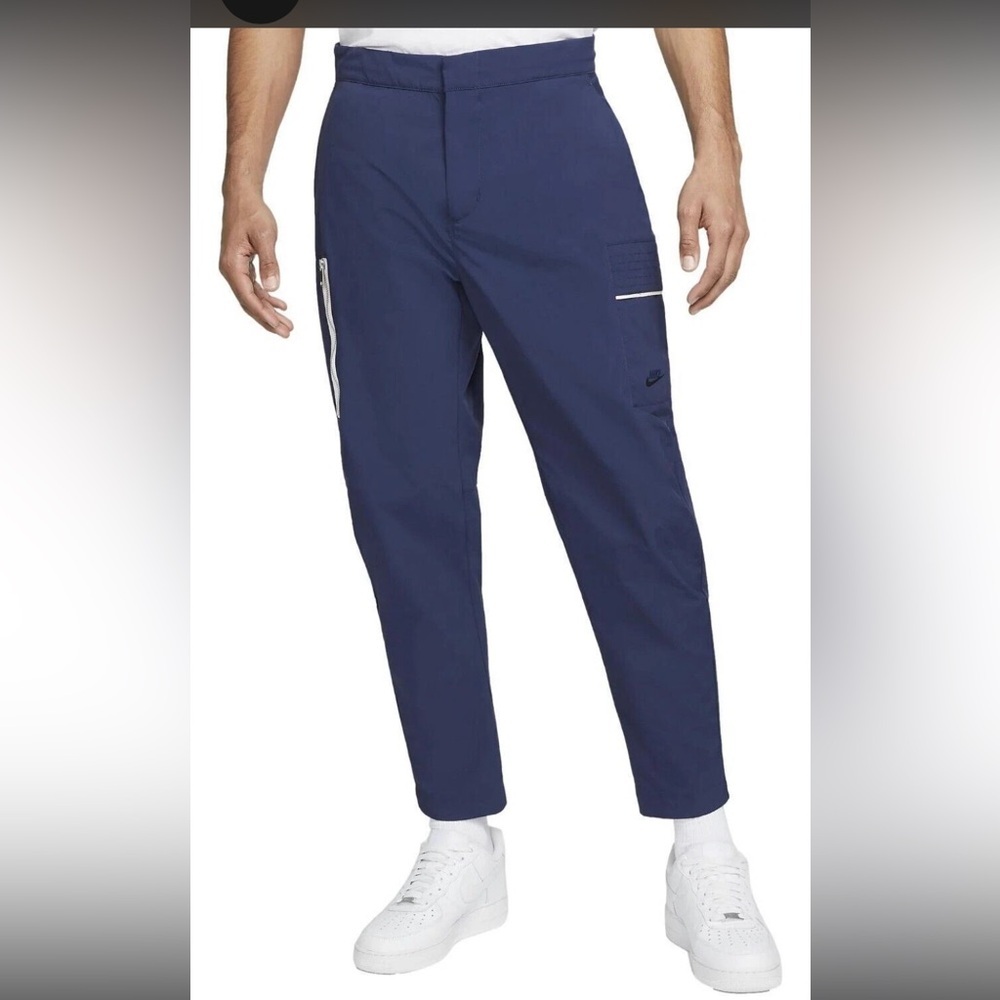 Nike Sportswear Style
Essentials Men's Unlined
Utility Pants (Navy/Sail) $120 - Picture 1 of 10